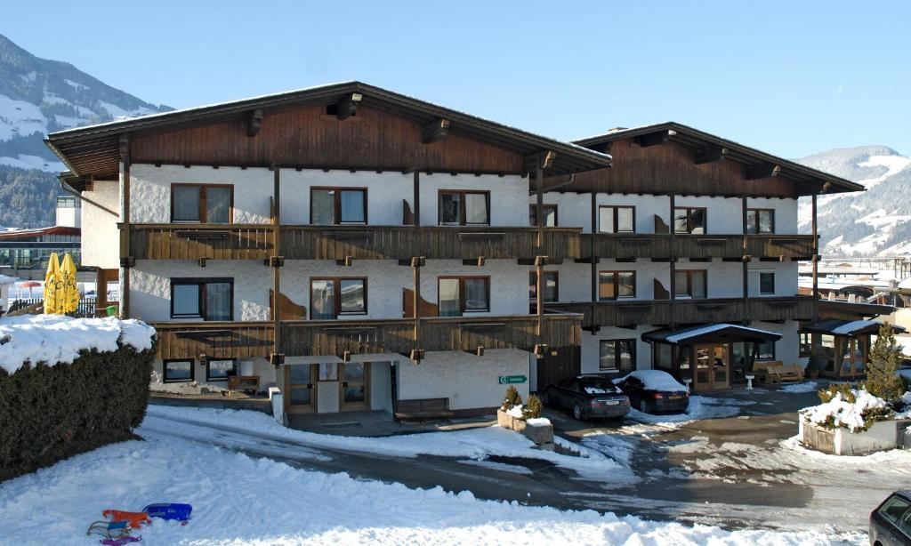 Gaestehaus Daum Fügen Exterior foto